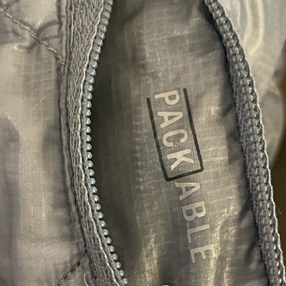 Columbia Women's Thermal Coil Jacket Puffer Down Packable Silver‎  MSRP $208 - Picture 5 of 7